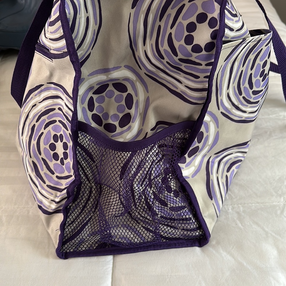 Large Utility Tote - Picture 8 of 9